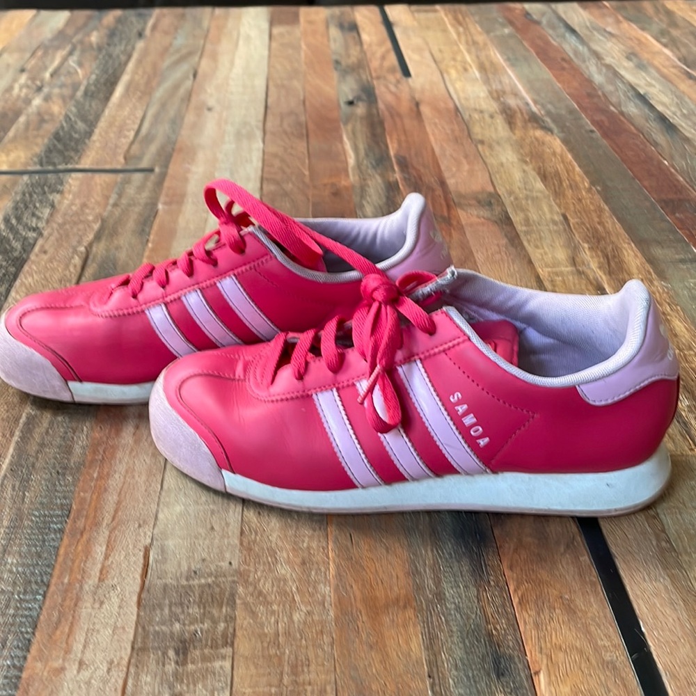 Adidas Samoa Hot Pink ⭐️